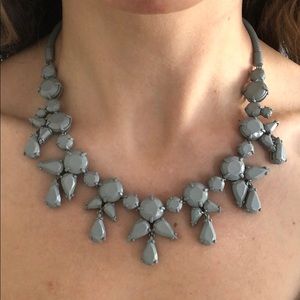 Chunky gray geometric pattern necklace